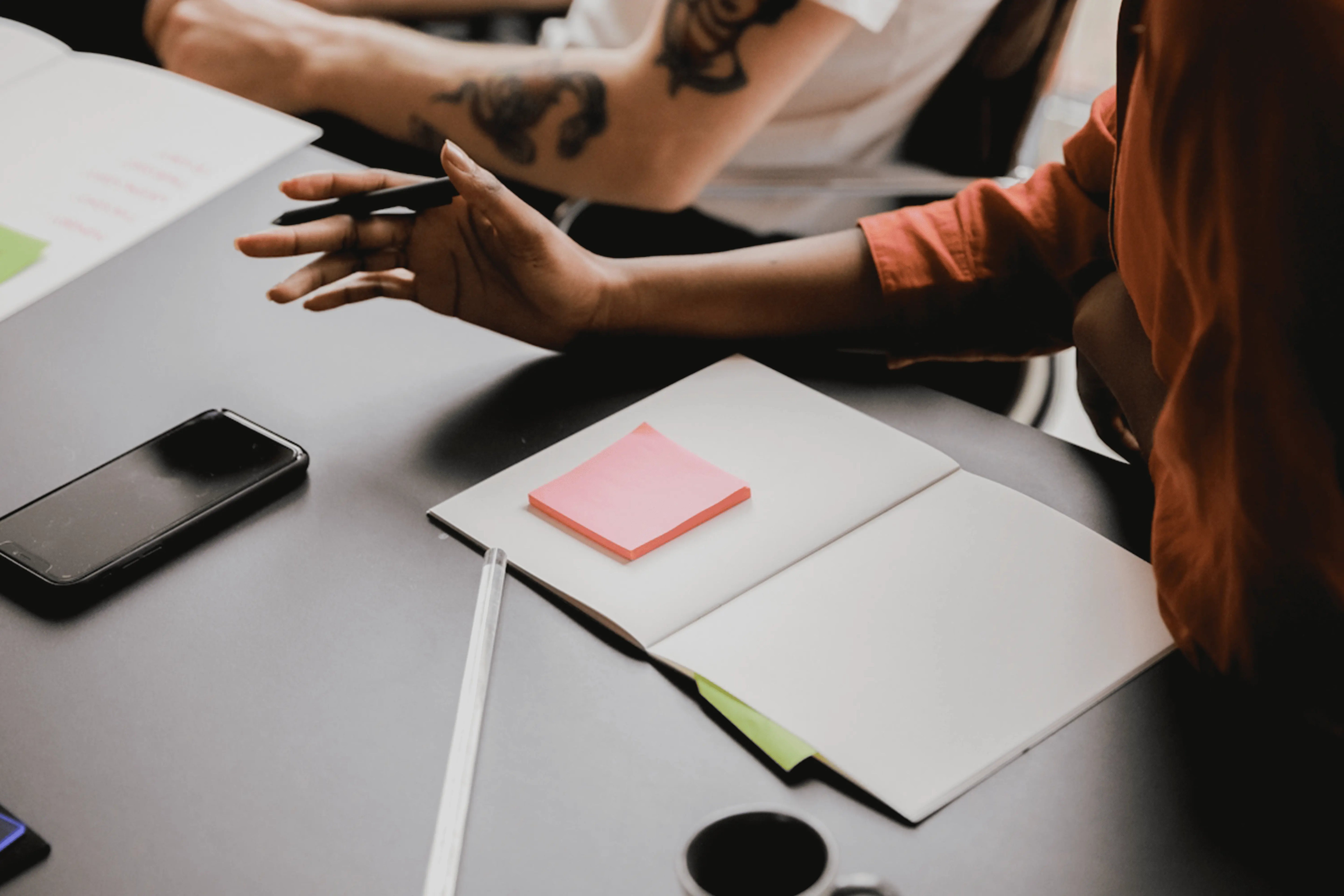 Rutinas de mañana para mejorar la motivación en el trabajo